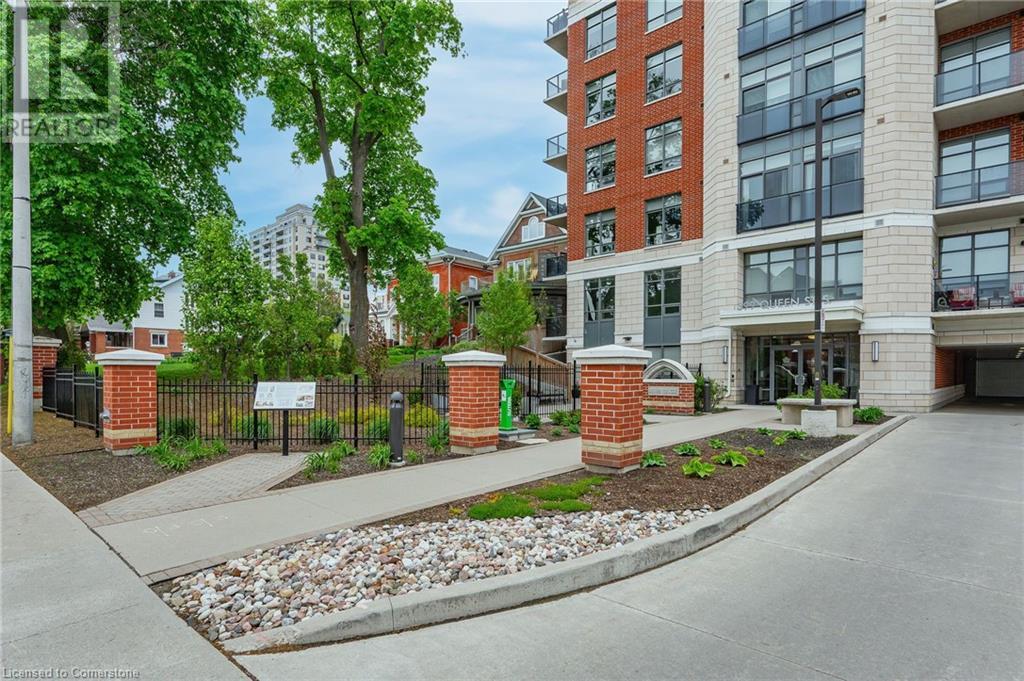 399 QUEEN Street S Unit# 202