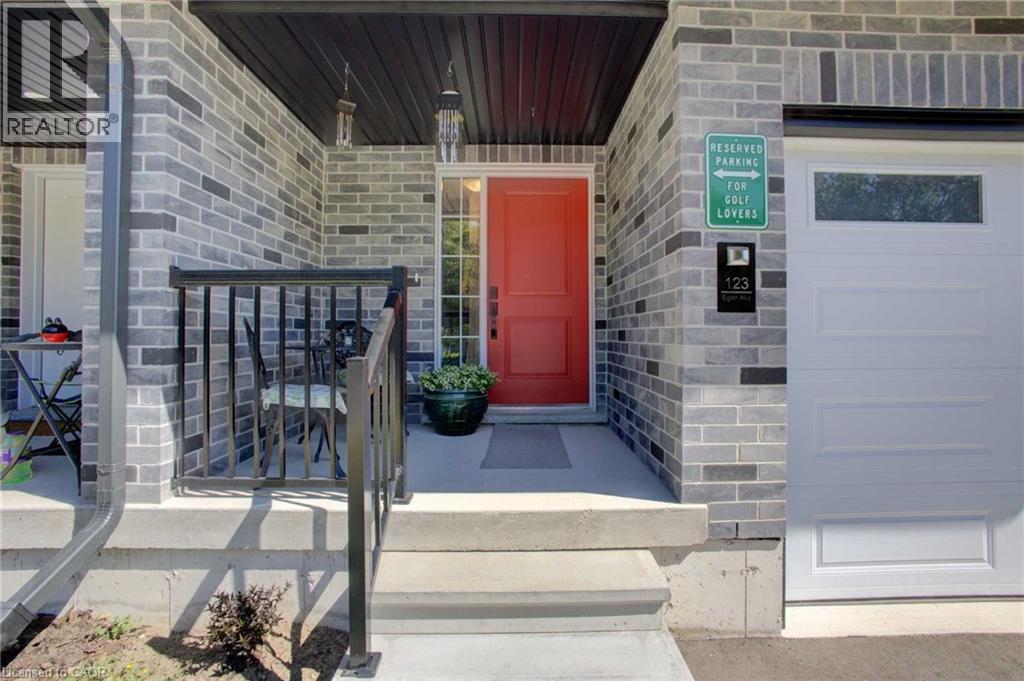 123 EGAN Avenue