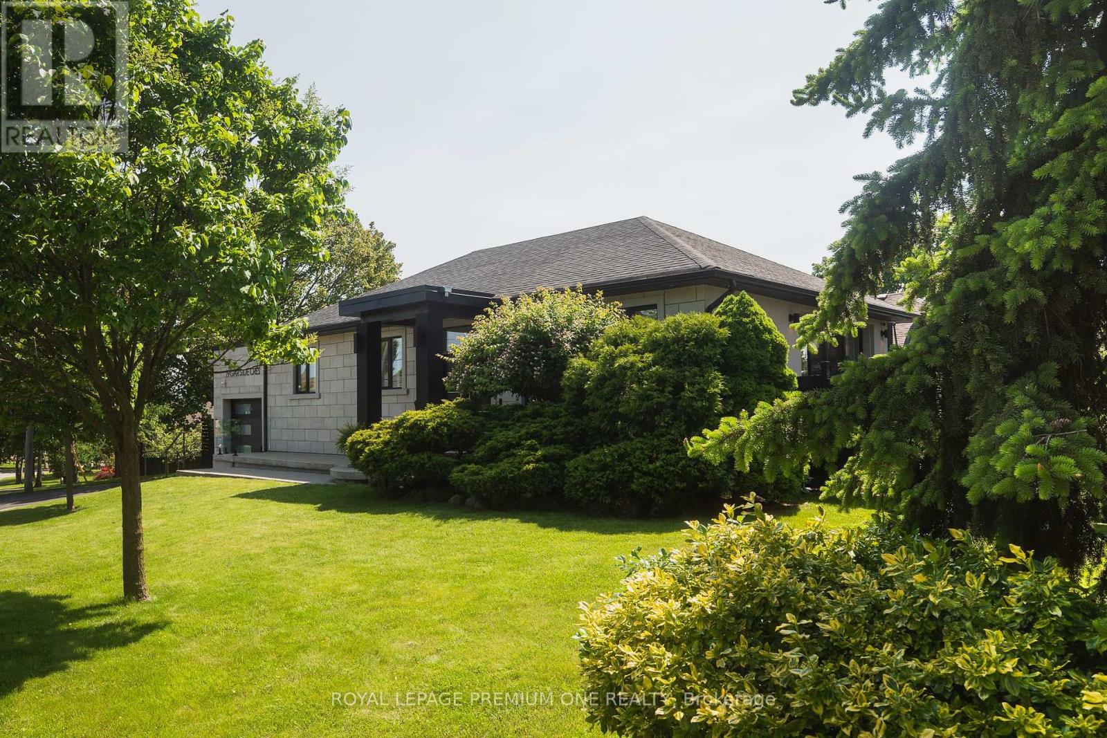 19 GARSIDE CRESCENT E