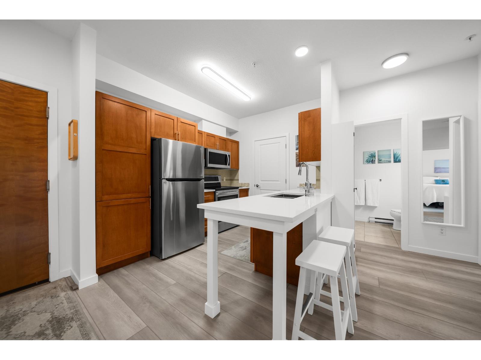 418 33318 E BOURQUIN CRESCENT