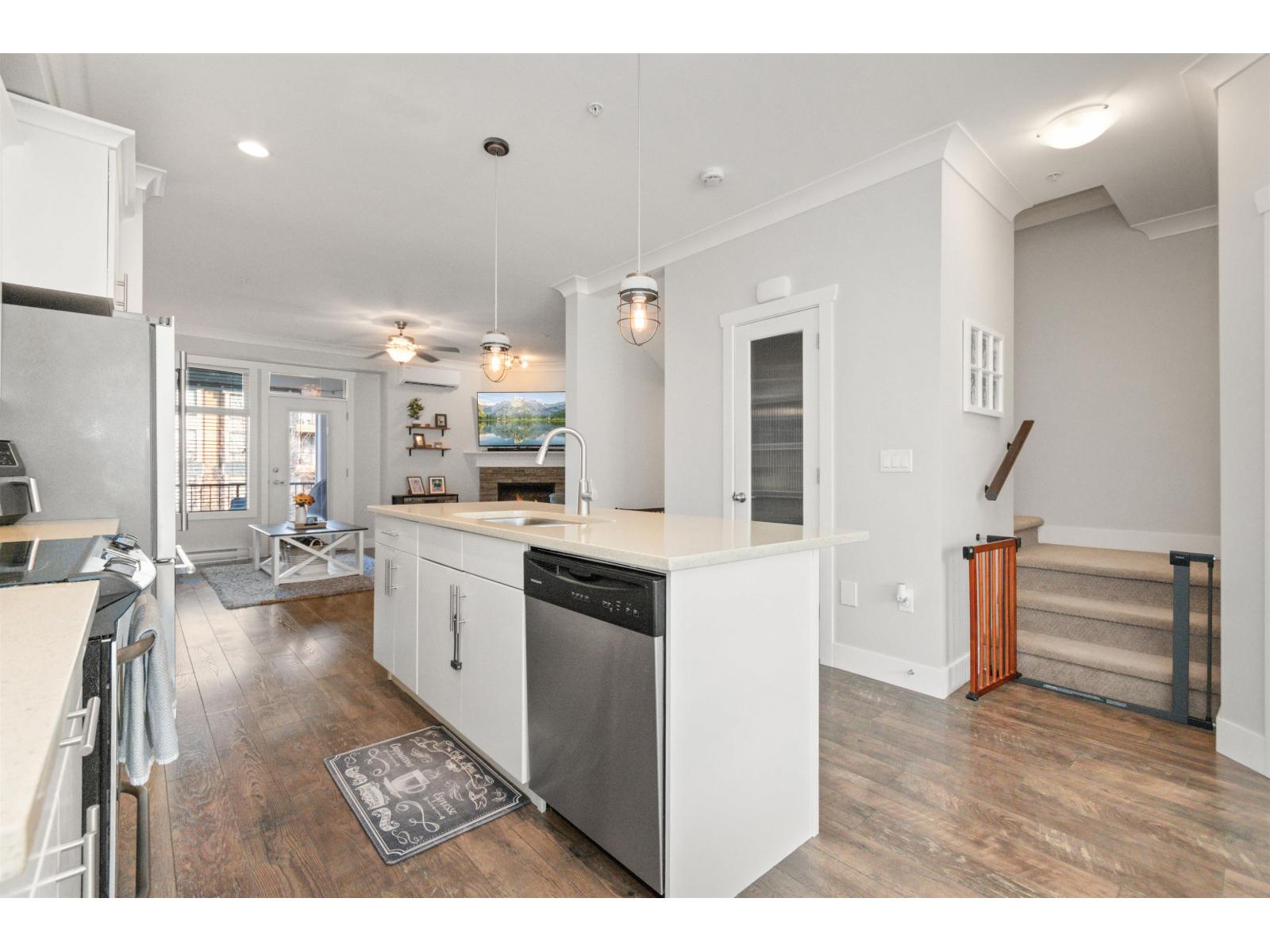 33 5469 CHINOOK STREET|Sardis South