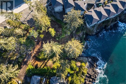 1010 Roxview Crt Sooke BC V9Z1L8