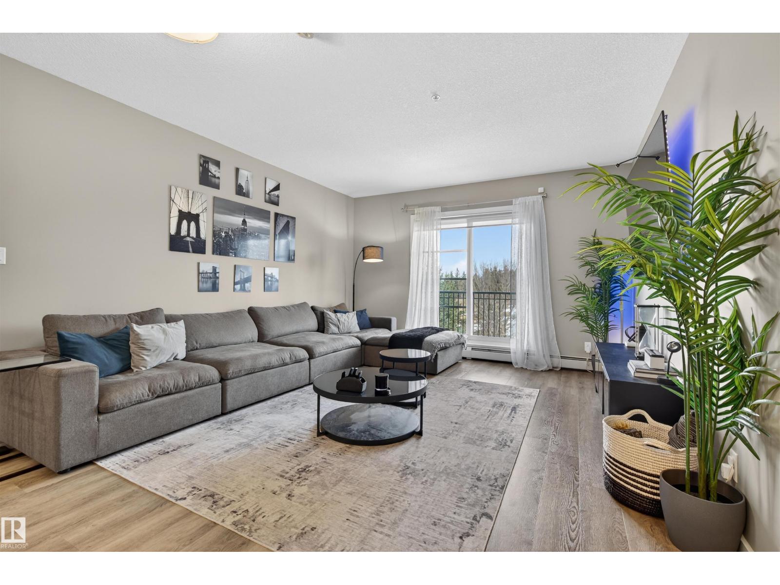 #238 1154 ADAMSON DR SW