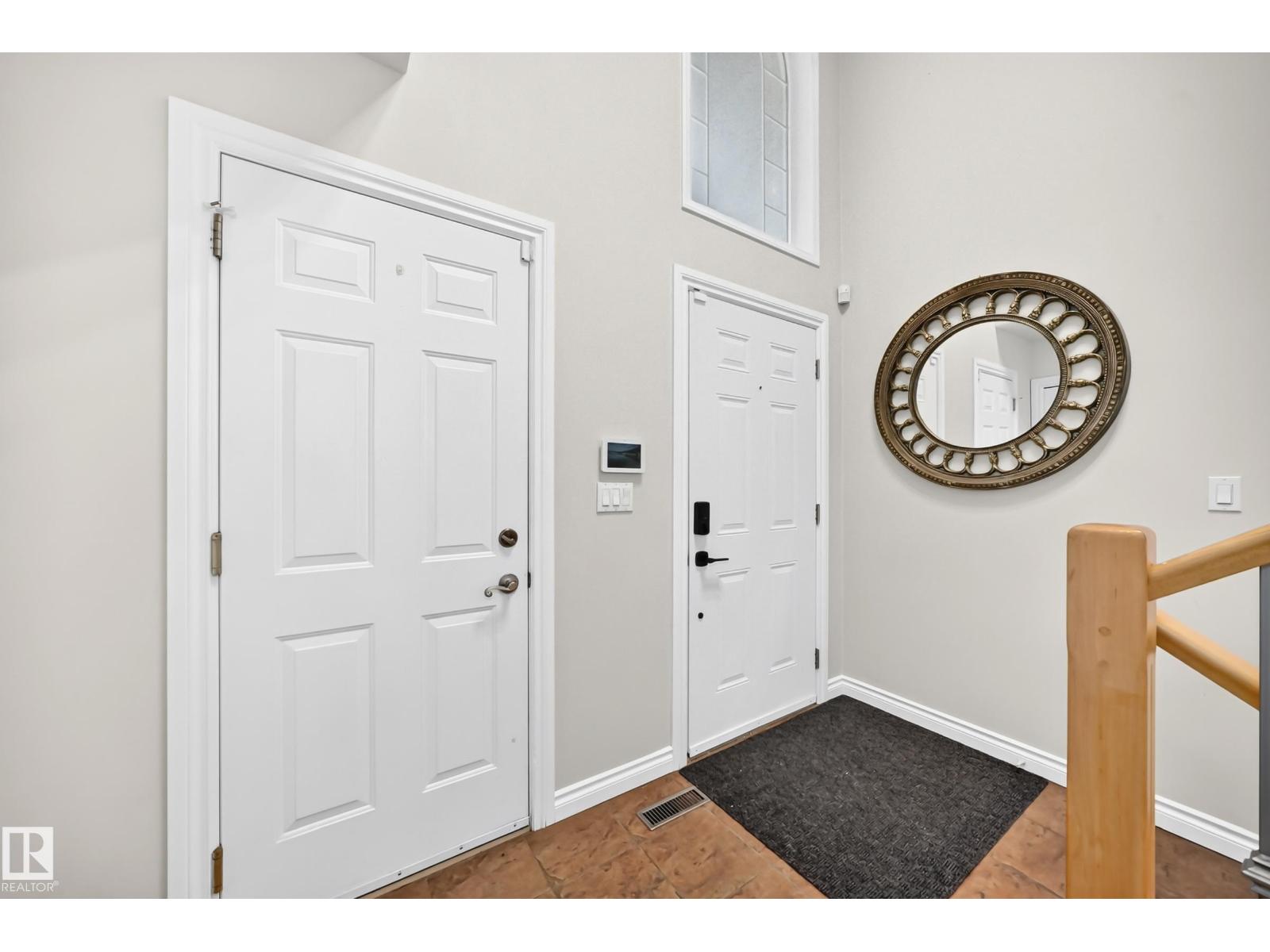 8517 156 AV NW