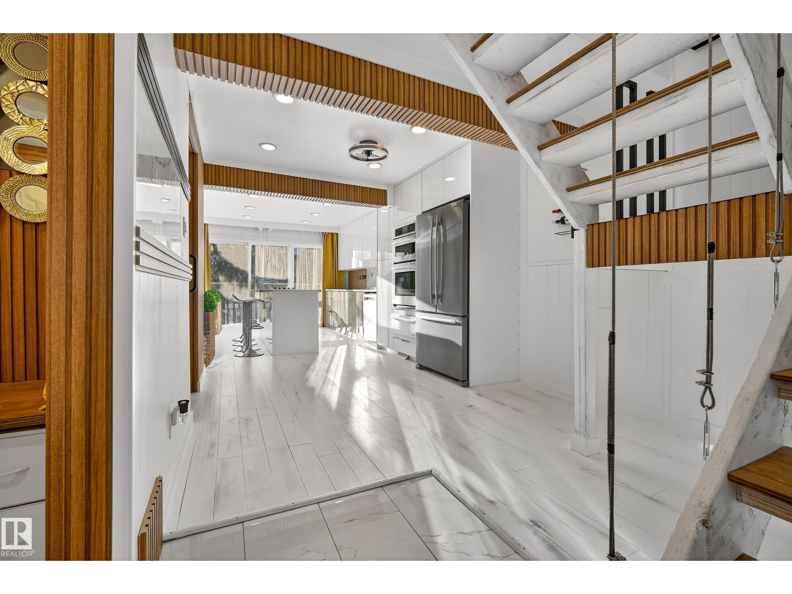 11A MEADOWLARK VG NW