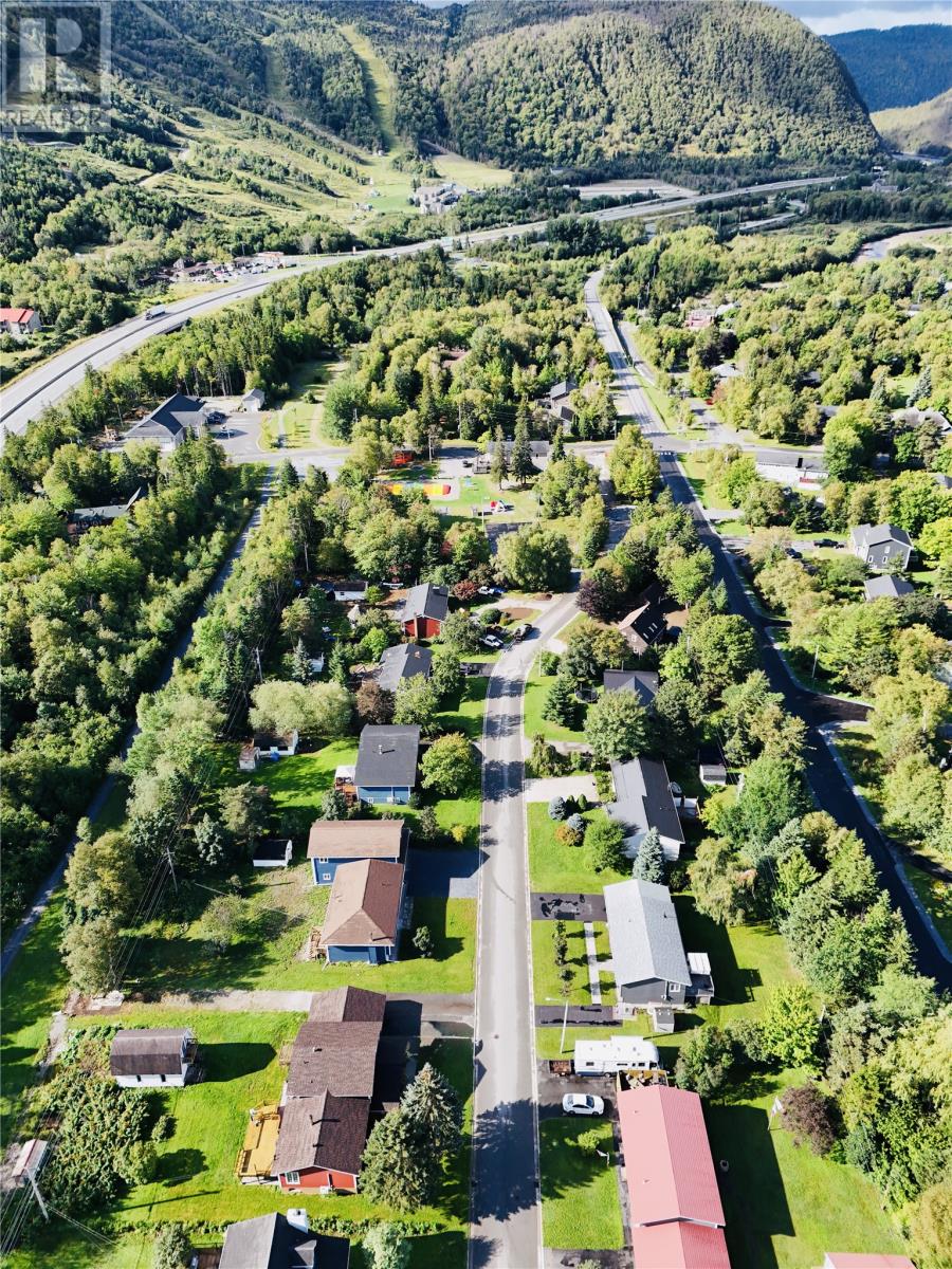 12 Mountain Vale Park