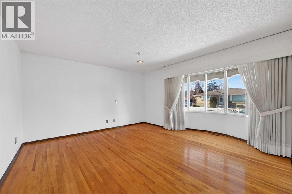 7228 Huntridge Hill NE