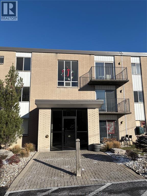 6490 WYANDOTTE East Unit# 210