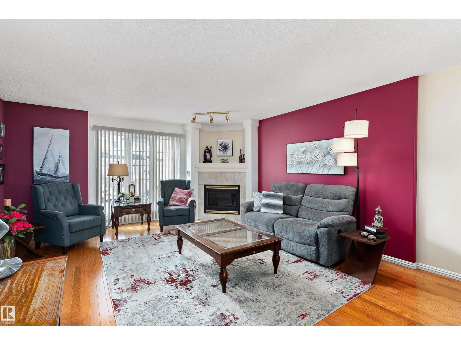 #26 2419 133 AV NW