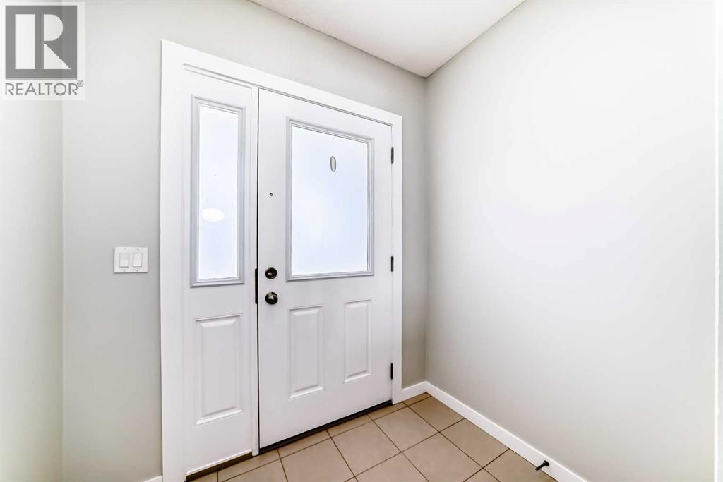 112, 130 New Brighton Way SE