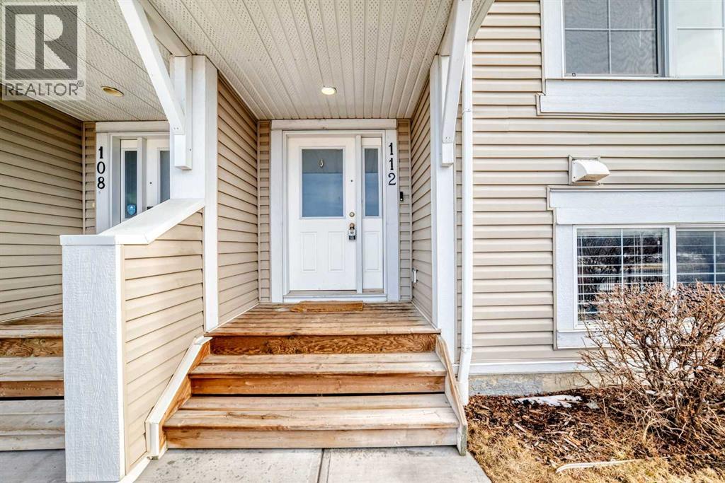 112, 130 New Brighton Way SE