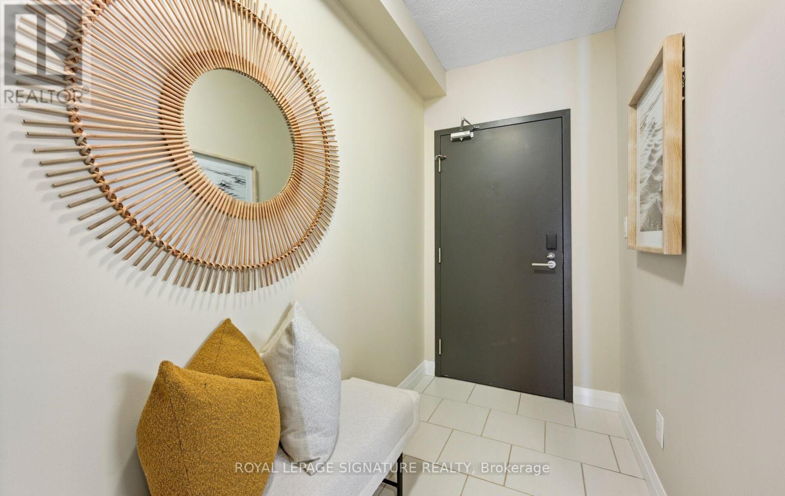 706 - 53 ARTHUR STREET S