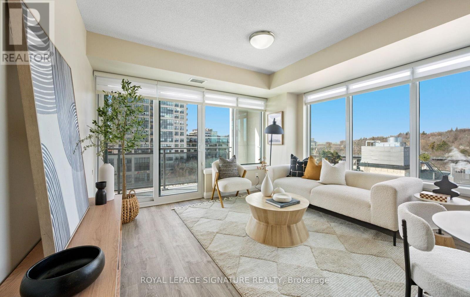 706 - 53 ARTHUR STREET S