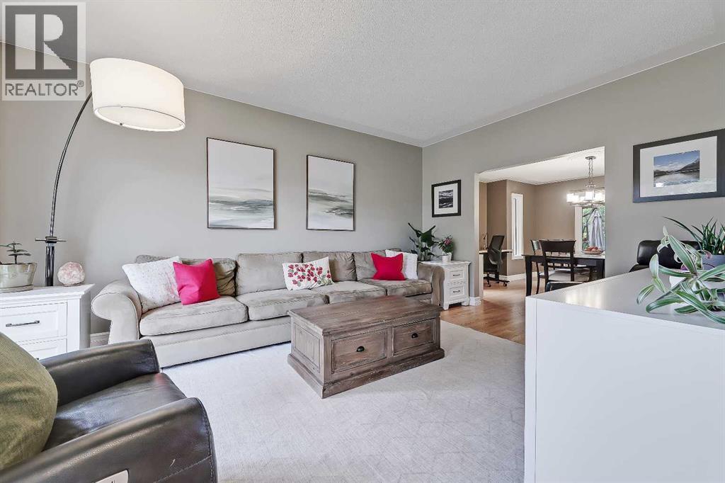 232 Scimitar Bay NW