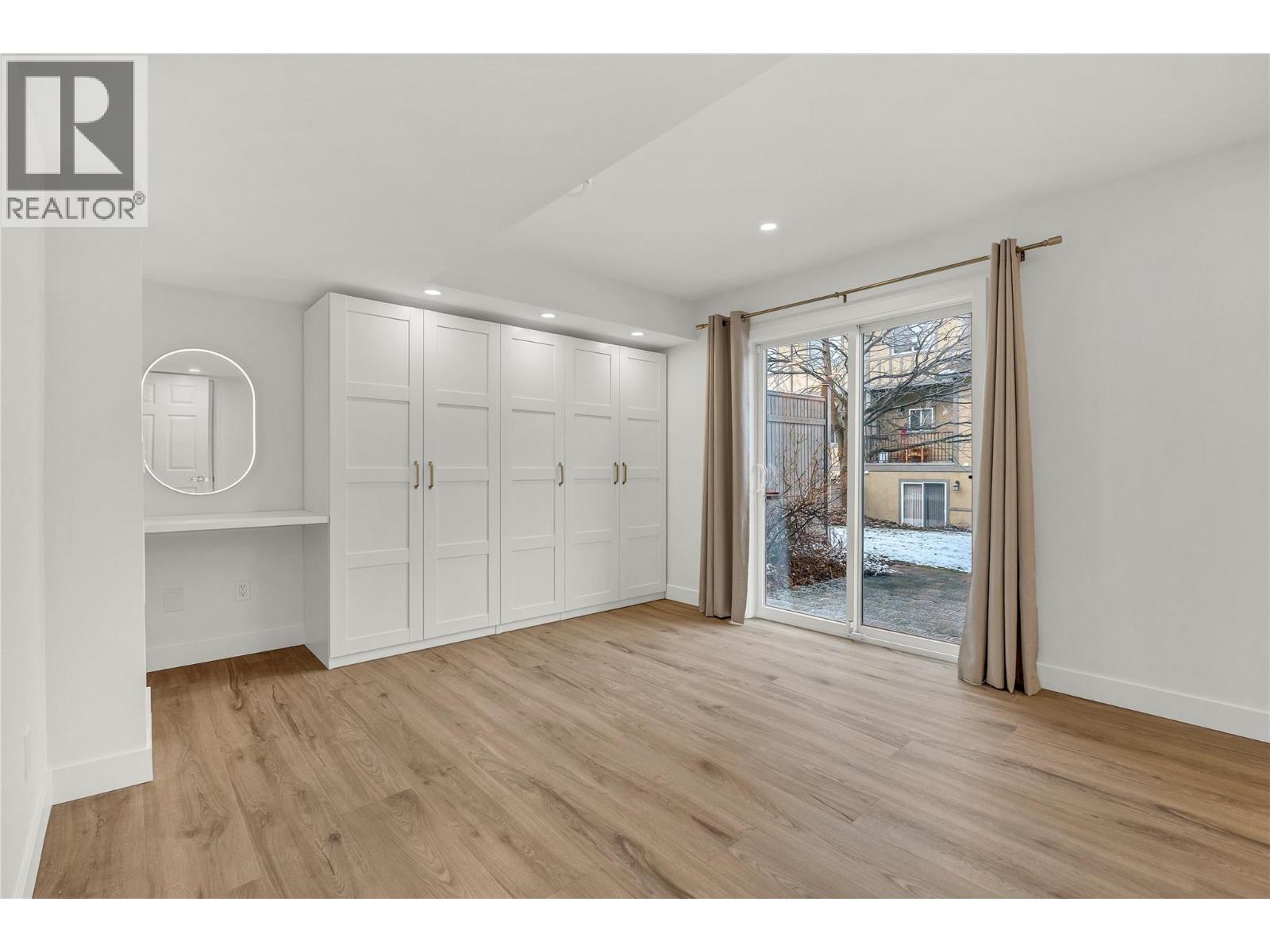 48 Galt Avenue Unit# 105