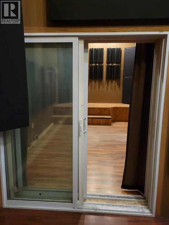 104, 3208 8 Avenue NE