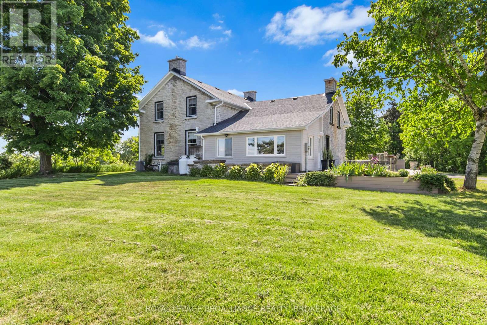 2478 MIDDLE ROAD