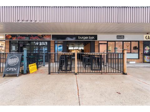 6 4125 COLUMBIA VALLEY ROAD|Cultus Lake North Cultus Lake BC V2R5B7