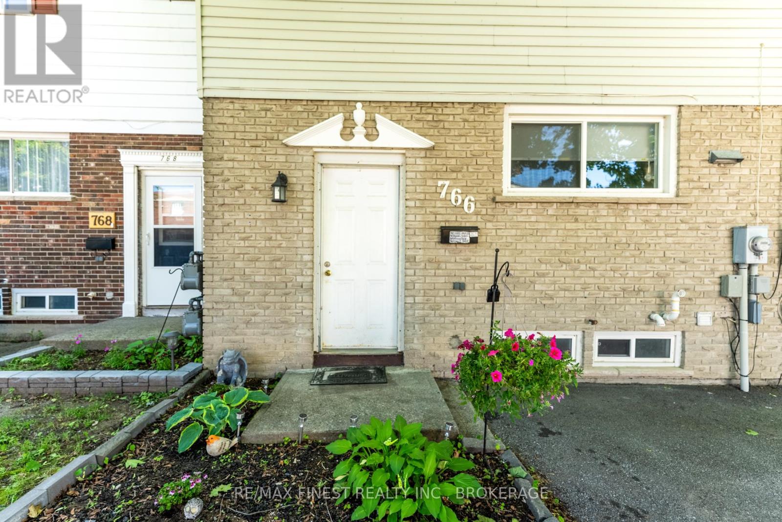 766 ASHWOOD DRIVE