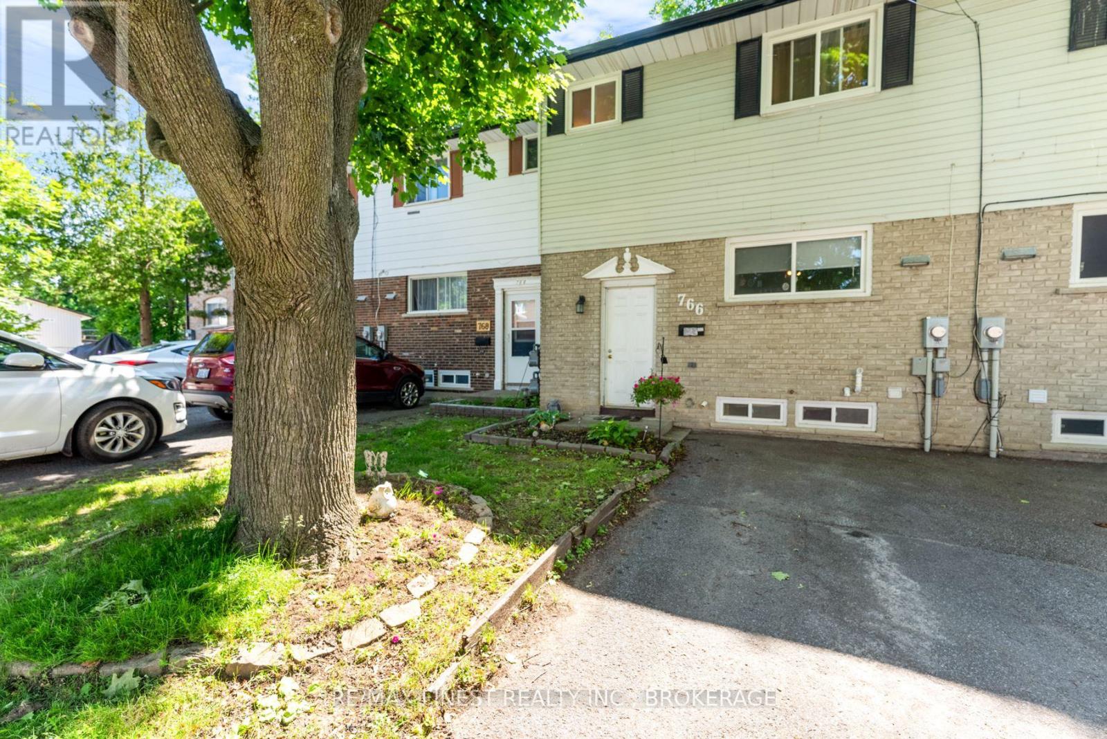 766 ASHWOOD DRIVE