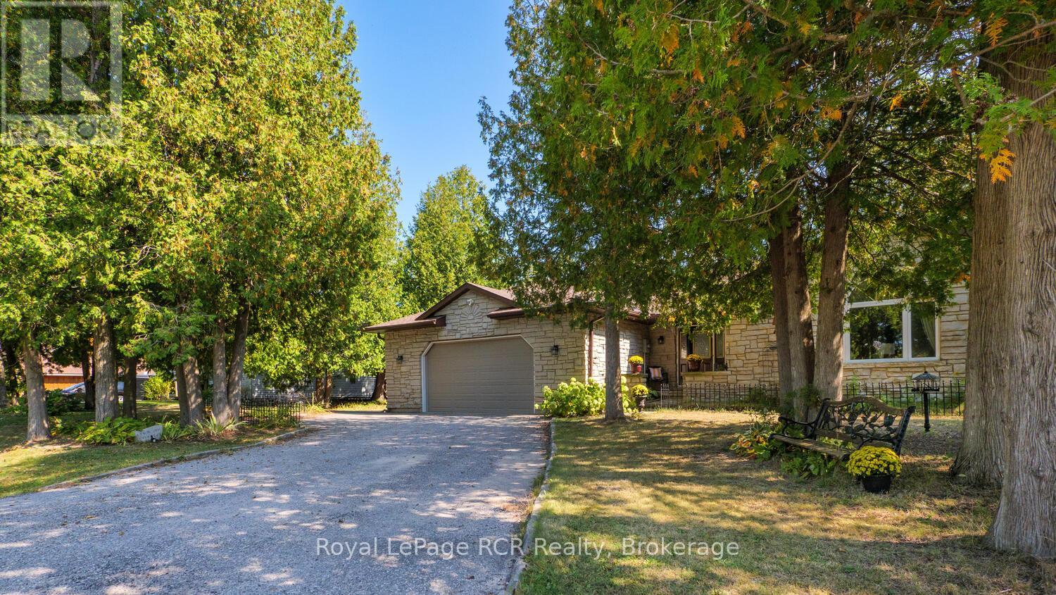 55 SHAMROCK BOULEVARD