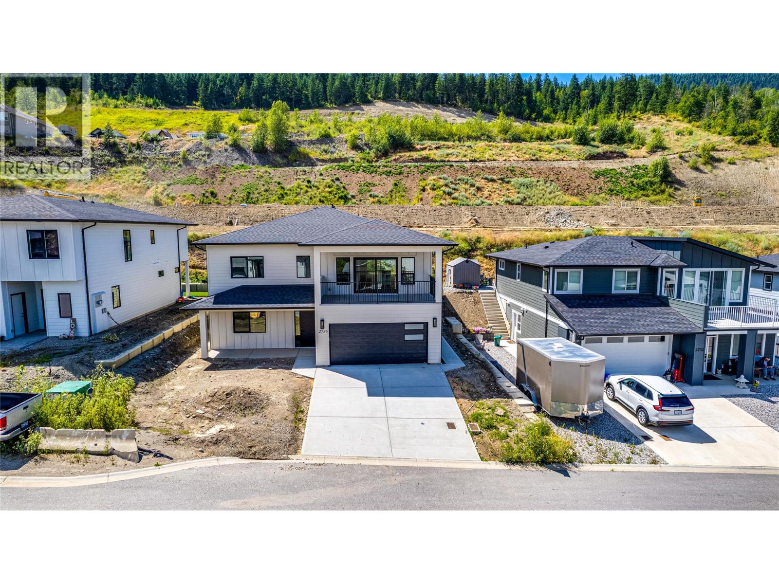 2736 Cedar Ridge Street