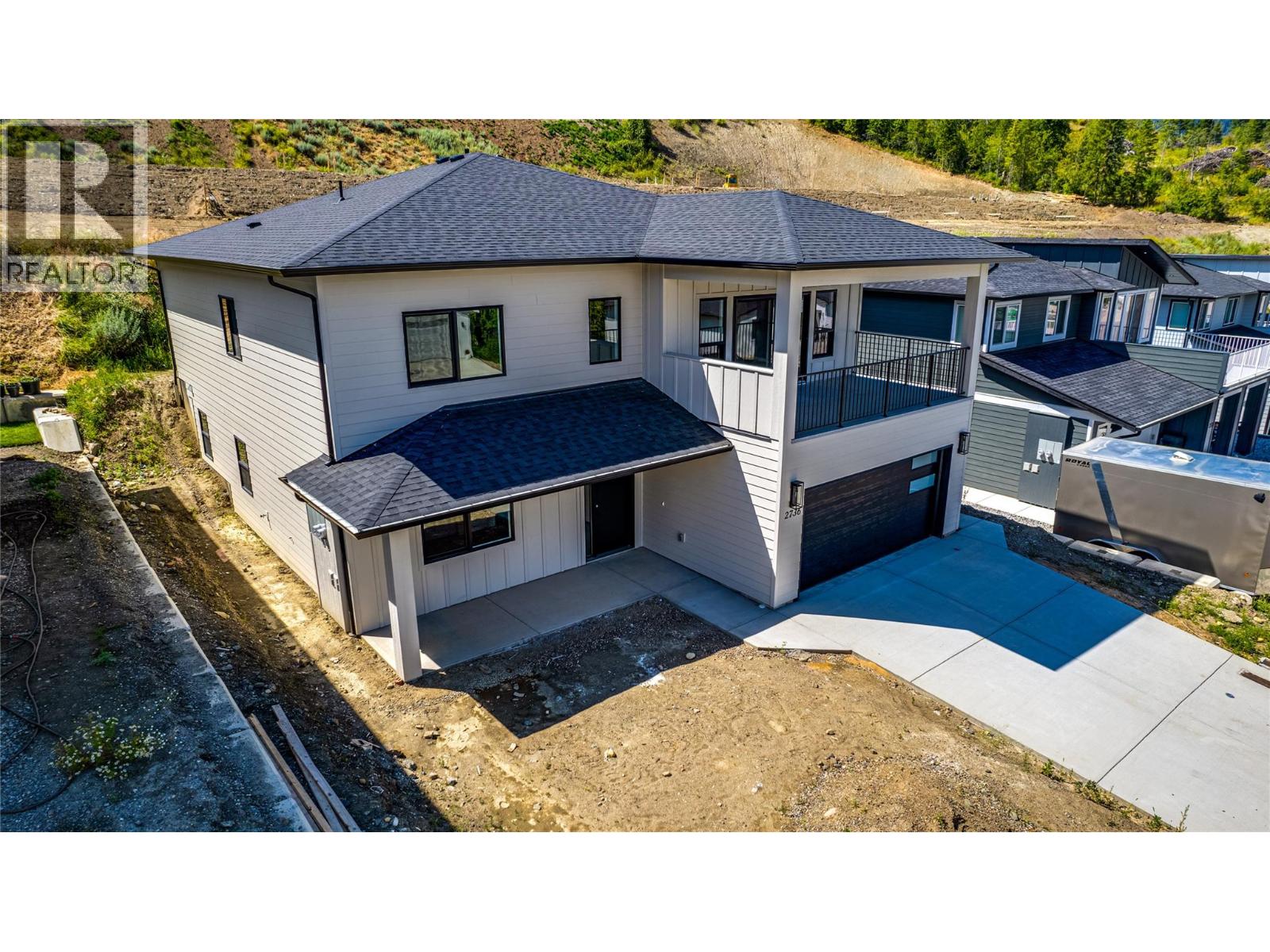 2736 Cedar Ridge Street