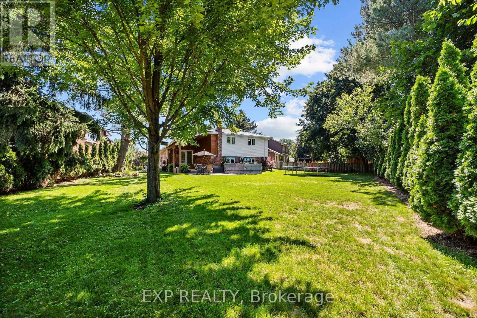 632 HOOVER PLACE