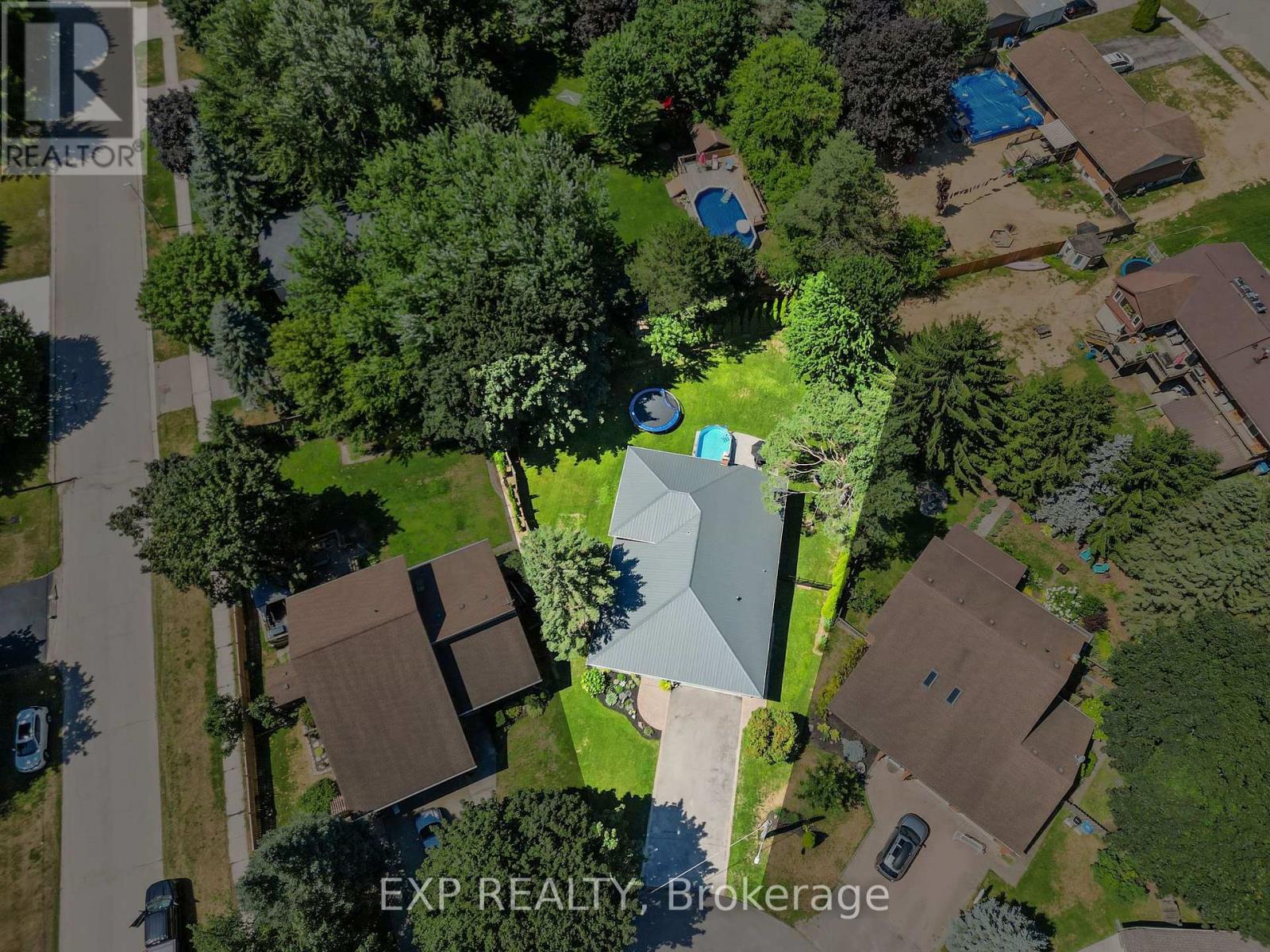 632 HOOVER PLACE