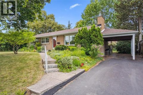 29 ECHO Drive Guelph ON N1G1H1