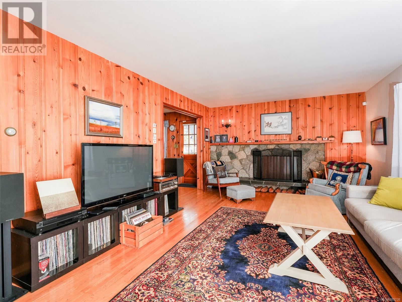 4799 Cordova Bay Rd