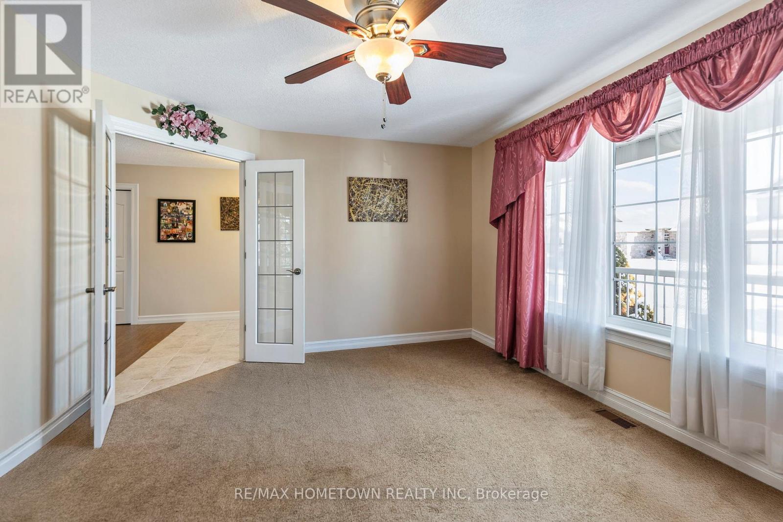 1124 MCCLURE CRESCENT