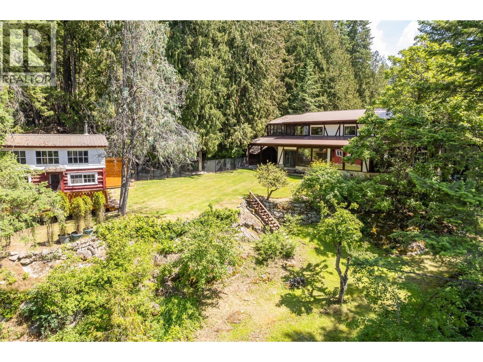 10208 TWIN BAYS Road