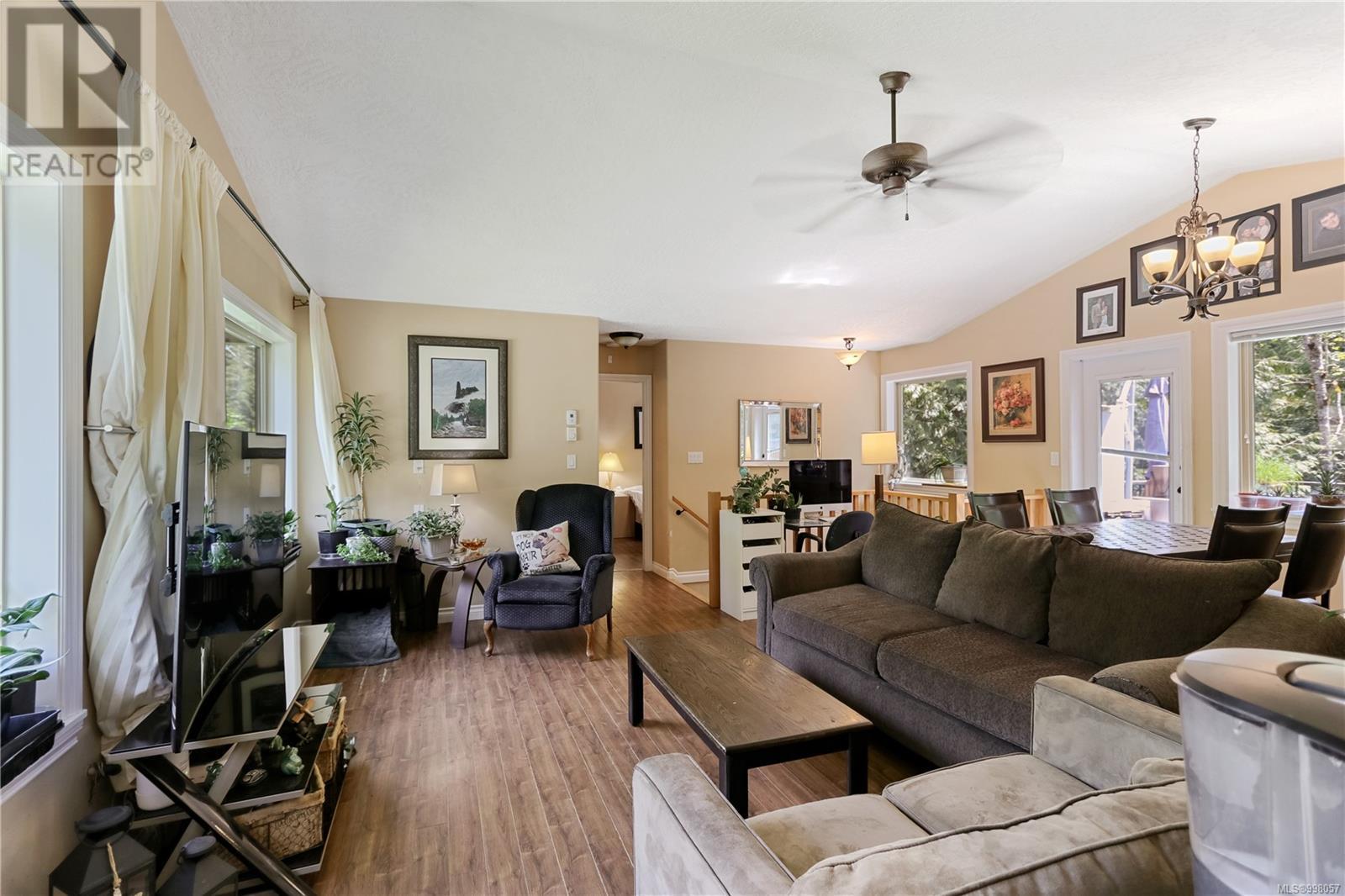 1574 Pady Pl