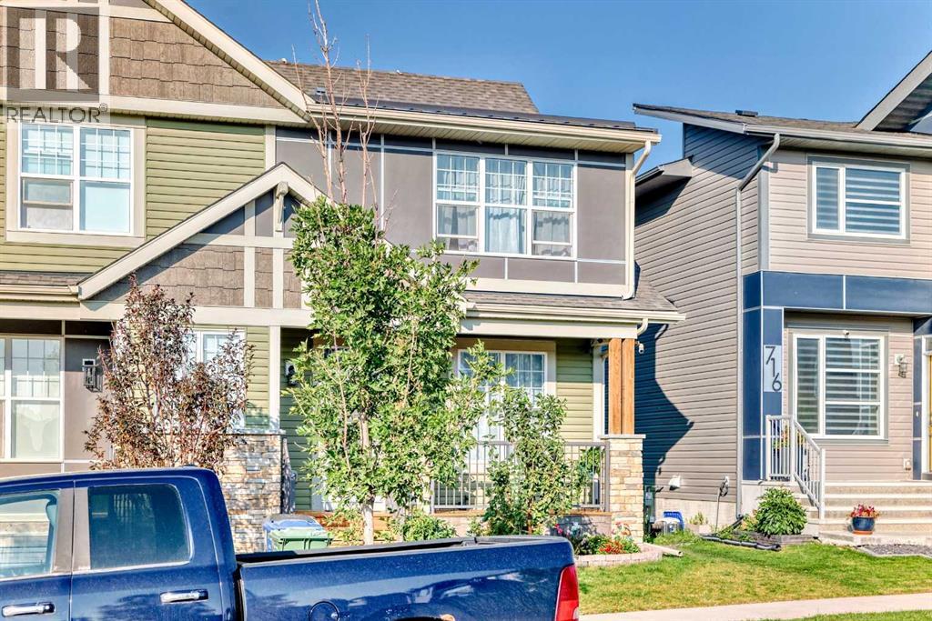 720 Livingston Hill NE