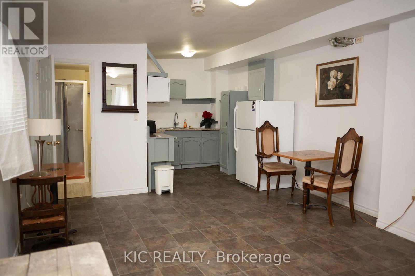 2372 COUNTY RD 45 ROAD