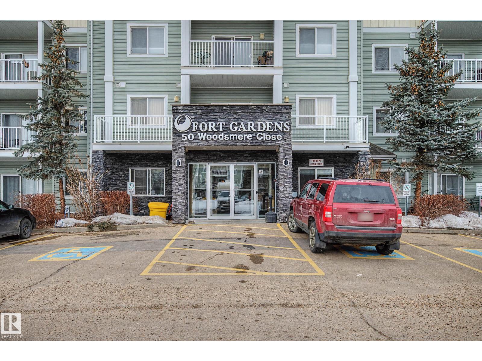 #228 50 WOODSMERE CL