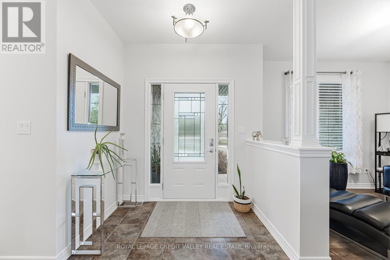 60 - 580381 SIDE ROAD