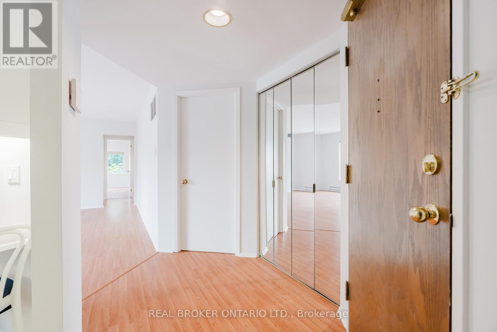 10 - 405 LAURIER AVENUE E