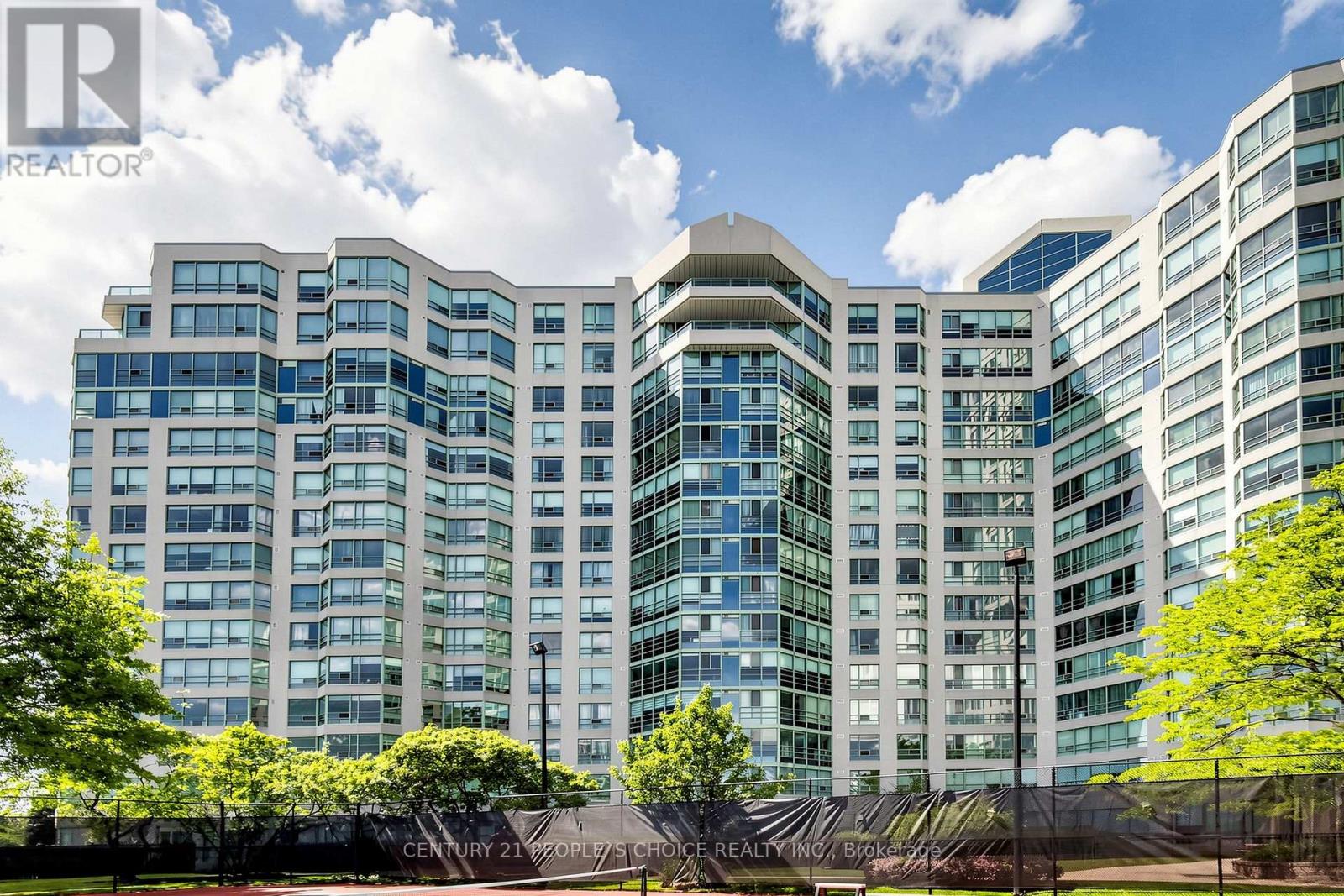 #413 - 7805 BAYVIEW AVENUE