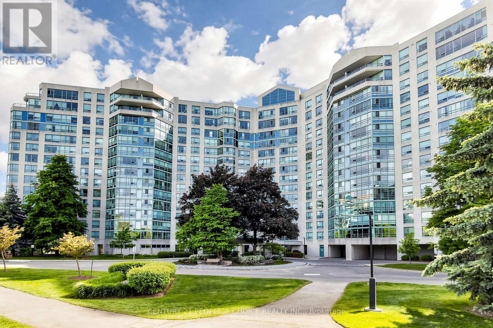 #413 - 7805 BAYVIEW AVENUE