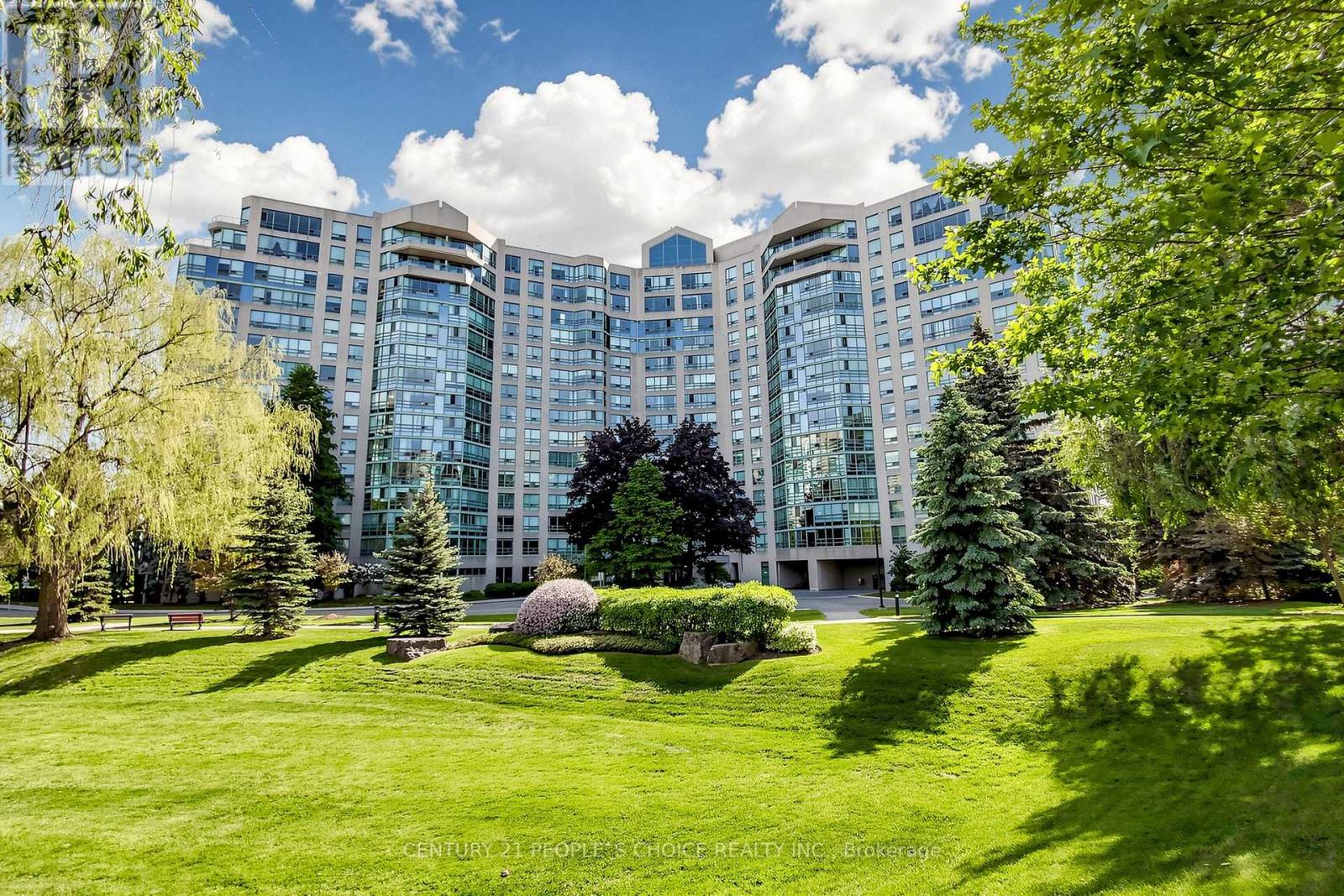 #413 - 7805 BAYVIEW AVENUE