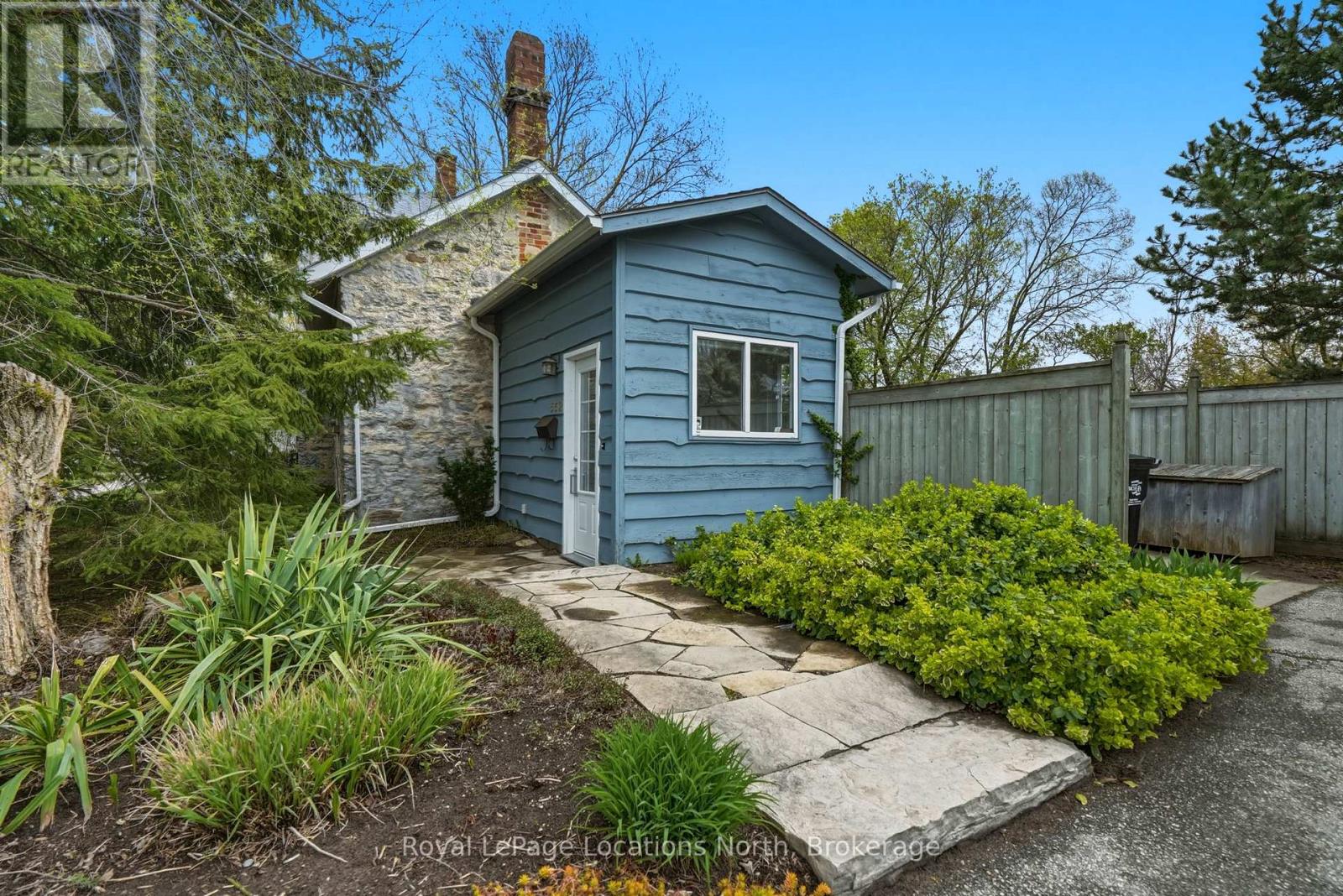 562 CAMERON STREET