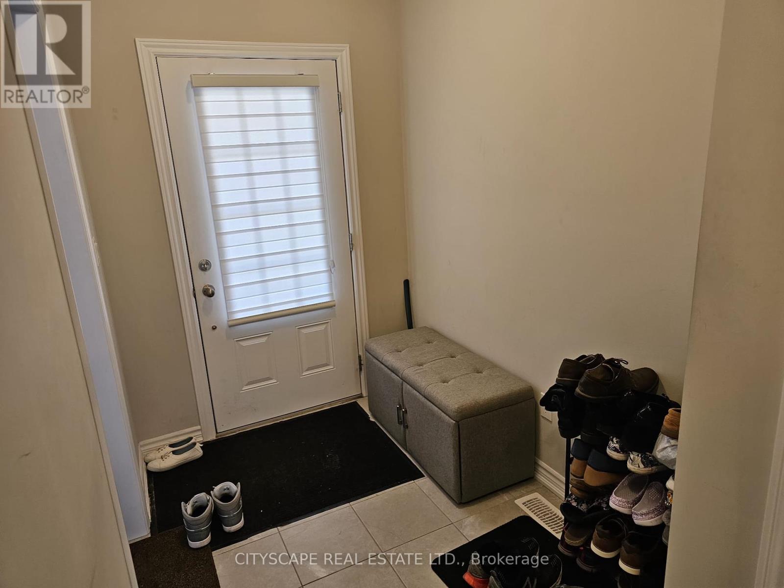 25 BRAIDA LANE