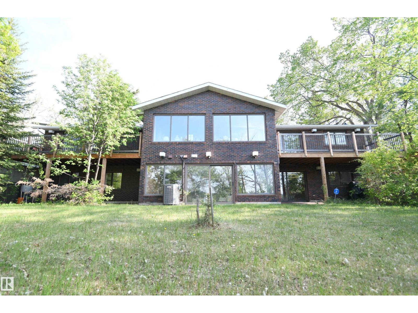 4108 106B AV NW
