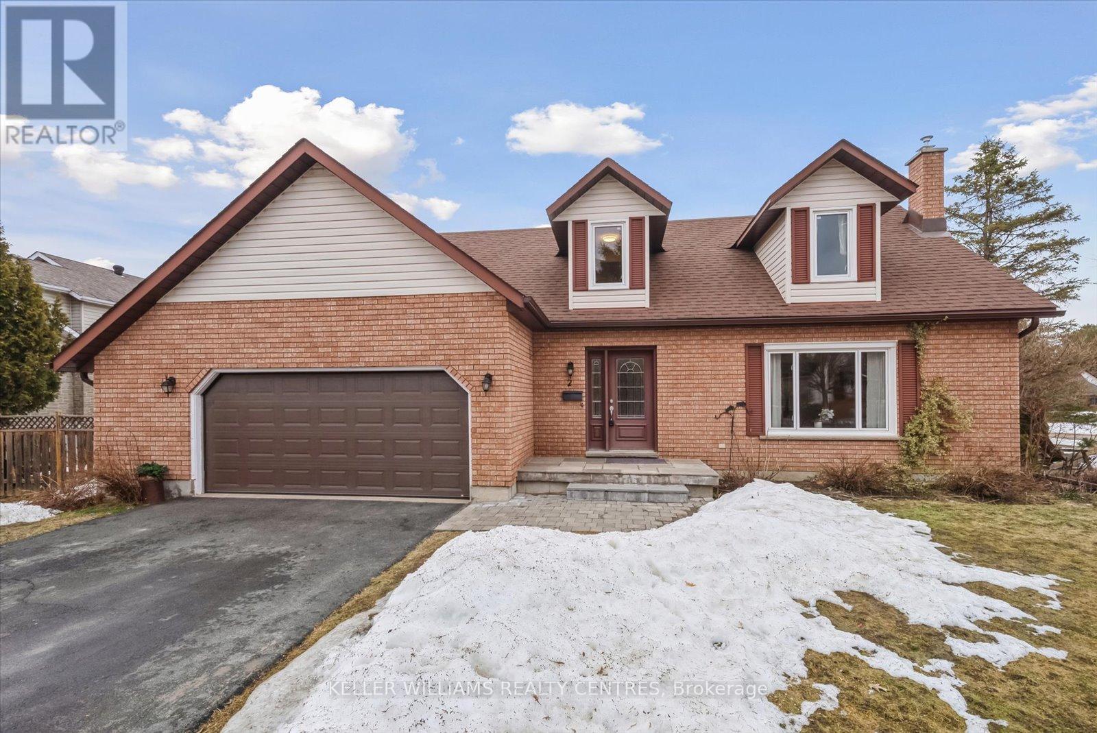 2 ELM COURT