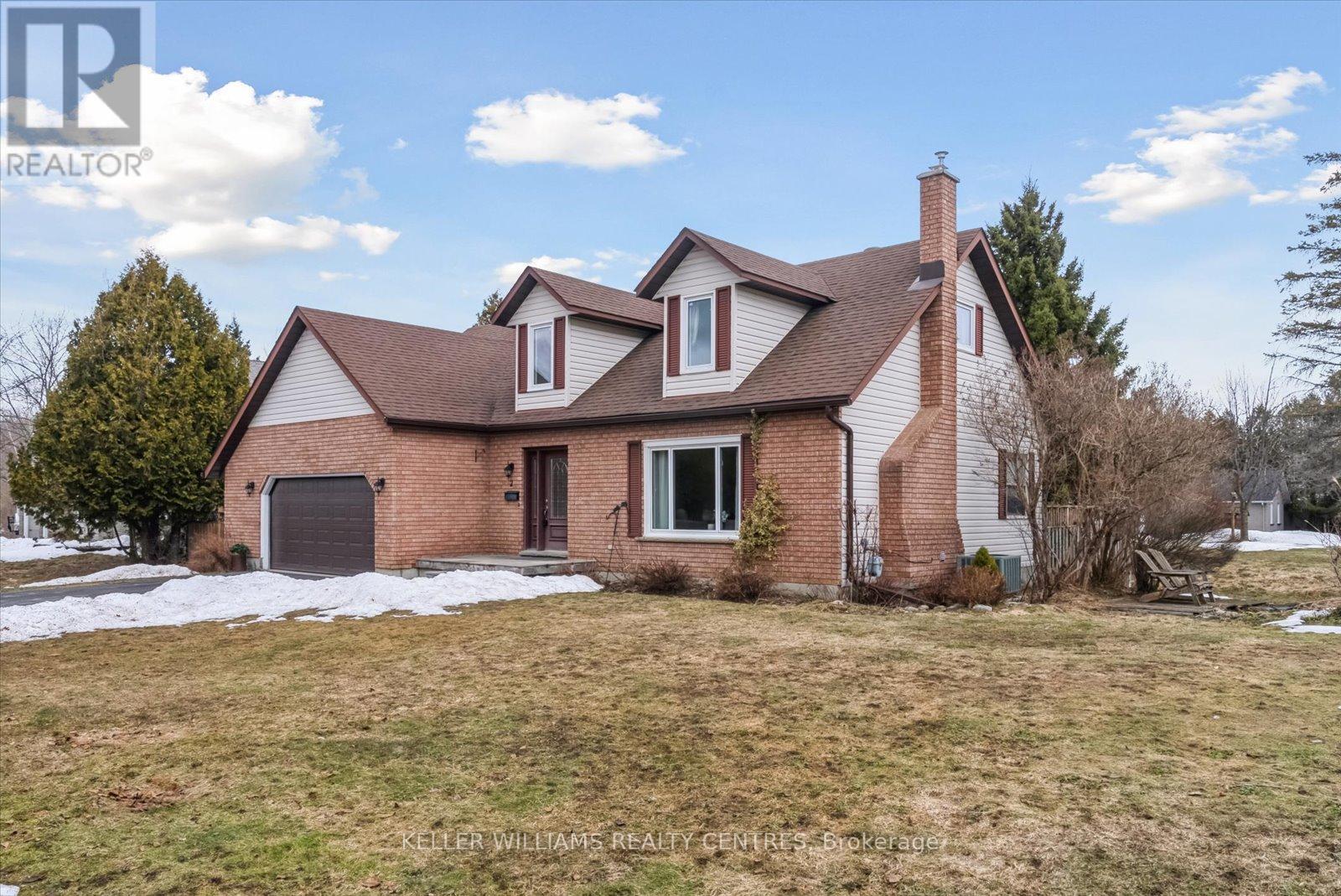 2 ELM COURT