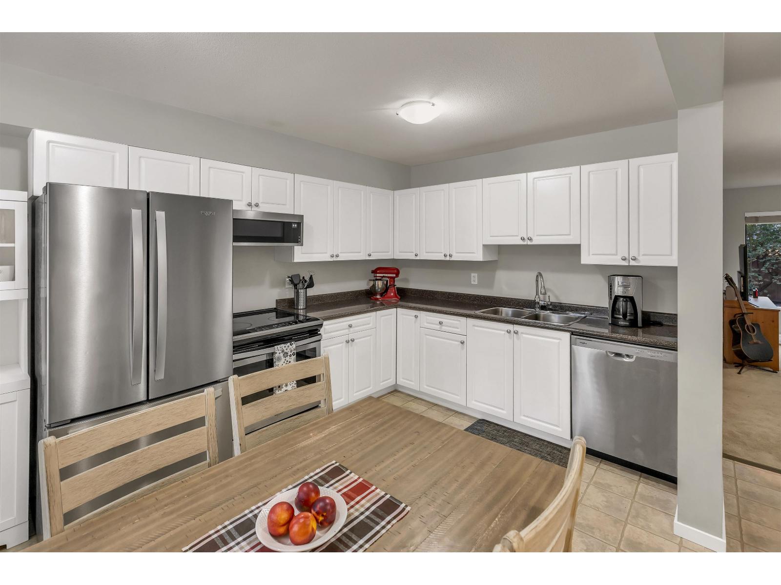 42 32310 MOUAT DRIVE