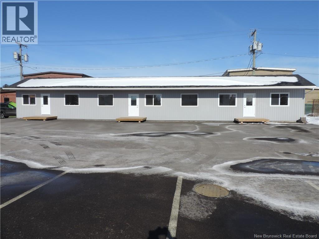 Photo 1 of 4 — 594 Rothesay Avenue Unit# 3, Saint John, NB E2H2H1