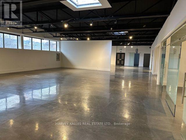 201 - 146 DUPONT STREET